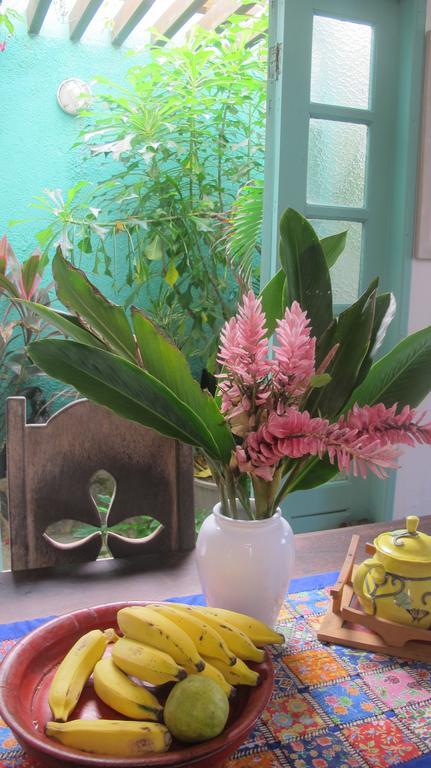 Alfazema Cultural Bed And Breakfast Arembepe Bagian luar foto