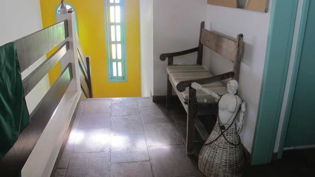 Alfazema Cultural Bed And Breakfast Arembepe Bagian luar foto